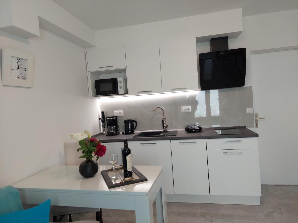 Apartment Mara ดูบรอฟนิก ภายนอก รูปภาพ