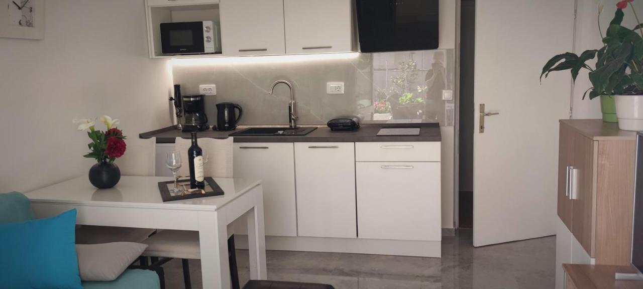 Apartment Mara ดูบรอฟนิก ภายนอก รูปภาพ